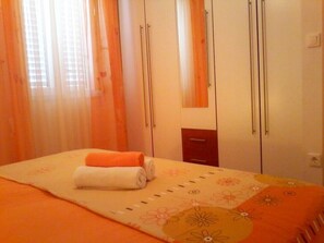 2 soveværelser, internetforbindelse, sengetøj