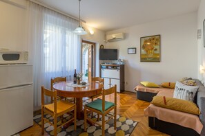 Interior - Apartments Marko, (13100), Porec, hr (Porec)