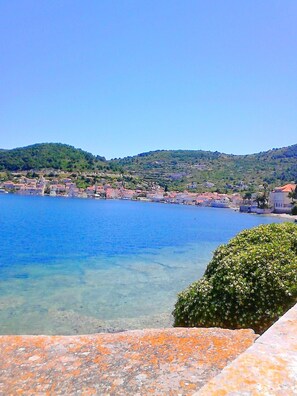 Beach nearby - Apartments Radislav, (10950), Vis, hr (Vis)