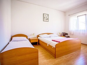 1 bedroom, Internet, bed sheets