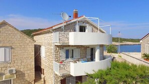 Exterior - Apartments Davor, (15444), Rukavac, hr (Rukavac)