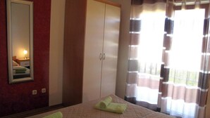 Unclassified image, 3 of 36, button - Apartments Antonija, (12171), Stari Grad, hr (Stari Grad)