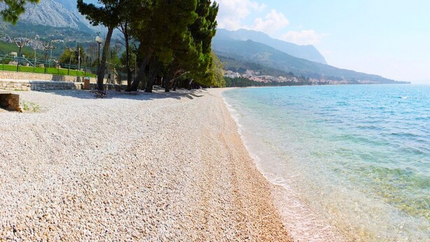 Beach nearby - Apartments Margarita, (13837), Makarska, hr (Makarska)