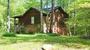 Front of property - Mountain Shade (Townsend)