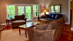 Living room - Mountain Shade (Townsend)