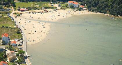 Ferienwohnungen Vesna, (13900), Kampor, hr