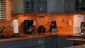 Cabane, 2 grands lits (Mountain Bliss) | Cuisine privée