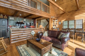 House, 2 Queen Beds | Living area - Making Memories (Townsend)