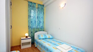 2 bedrooms, Internet, bed sheets