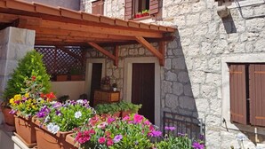 Exterior - Apartments Lina, (9779), Split, hr (Split)