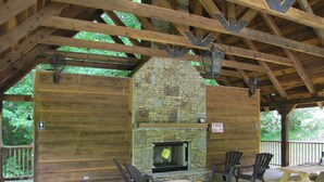 Cabin, 1 King Bed (A View for Two) | Living room - A View for Two (Townsend)