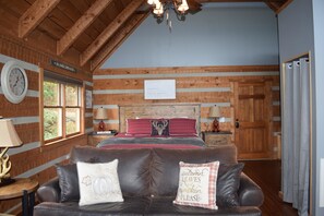 Cabin, 1 King Bed (A View for Two) | Living area