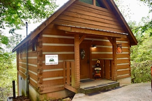 Cabin, 1 King Bed (A View for Two) | Front of property