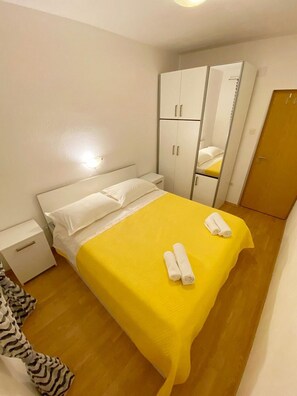 3 soverom, internettilgang og sengetøy