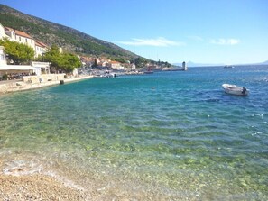 Beach nearby - Apartments Krešimir, (10371), Bol, hr (Bol)