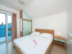 2 Schlafzimmer, Internetzugang, Bettwäsche