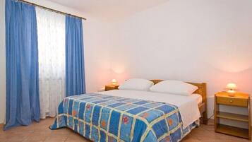 2 bedrooms, Internet, bed sheets