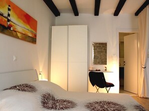 1 bedroom, Internet, bed sheets