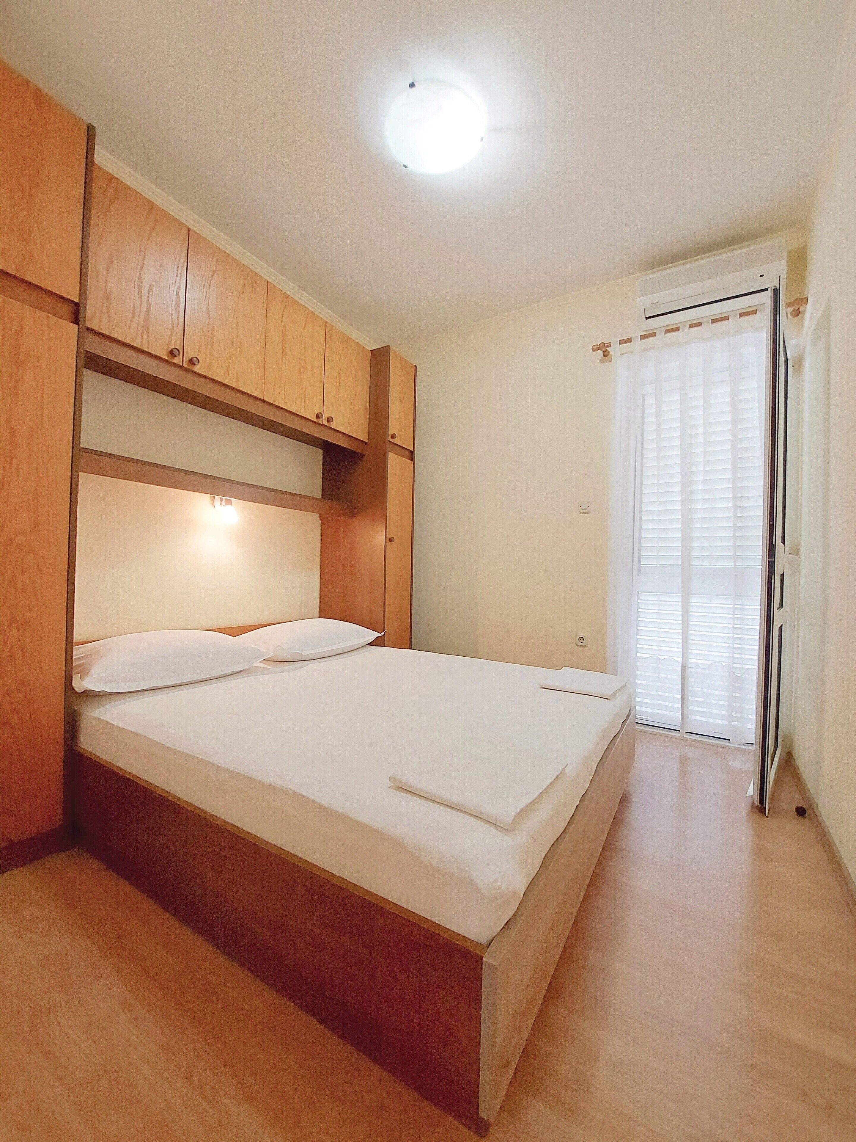 1 bedroom, iron/ironing board, Internet, bed sheets