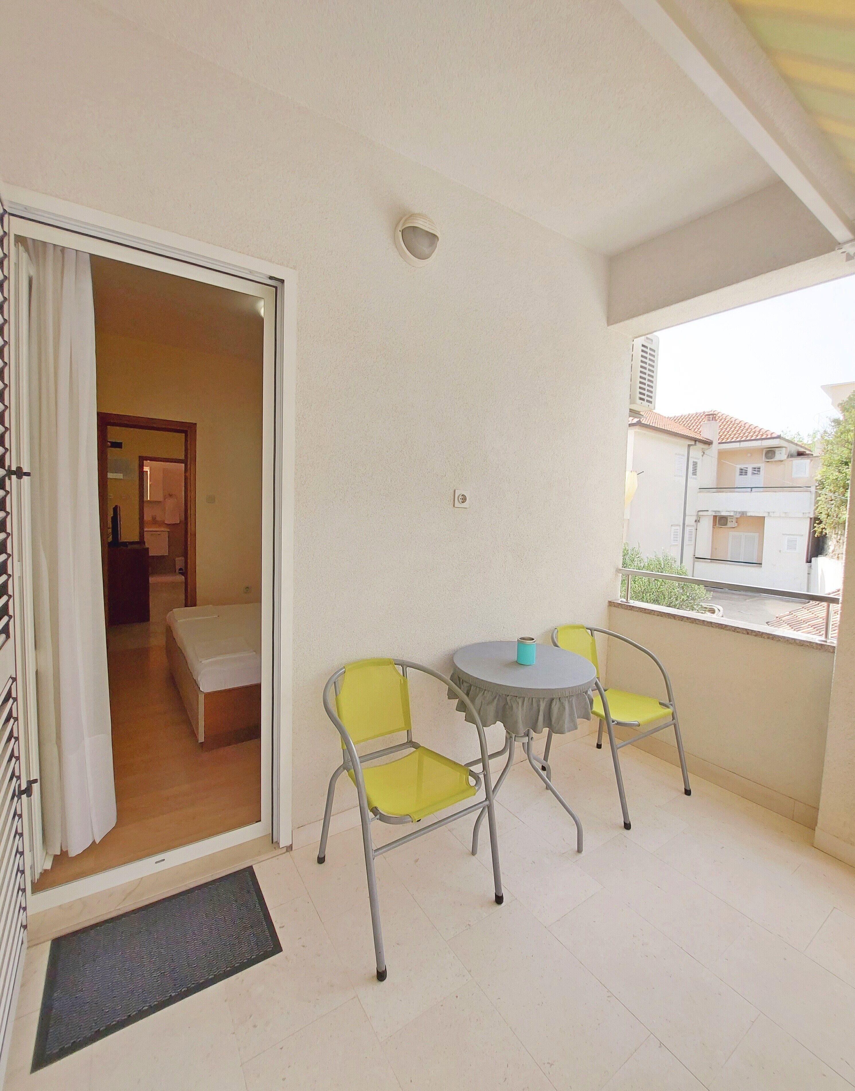1 bedroom, iron/ironing board, Internet, bed sheets