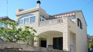 Exterior - Apartments Ante, (12267), Supetar, hr (Supetar)