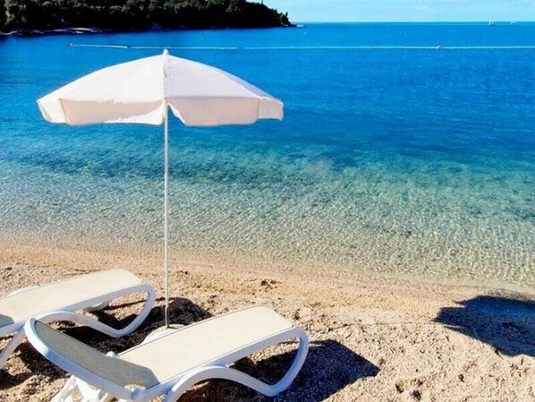 Beach nearby - Apartments Jasmina, (13445), Rovinj, hr (Rovinj)