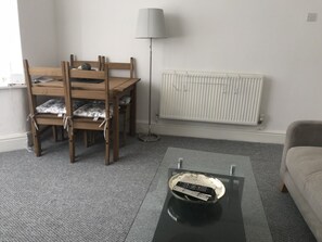 Interior - Eastville Court - Stunning Bungalow in Rhyl - Families & Business Guests Welcome (Rhyl)