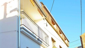 Exterior detail - Apartments Lidija, (14725), Selce, hr (Selce)