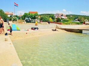 Beach nearby - Apartments Ante, (14365), Barbat, hr (Barbat)