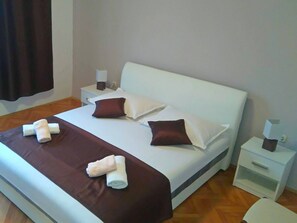 2 Schlafzimmer, Internetzugang, Bettwäsche