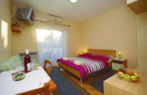 1 Schlafzimmer, Internetzugang, Bettwäsche