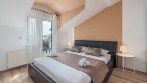 Room - Apartments Marko, (12957), Funtana, hr (Funtana)