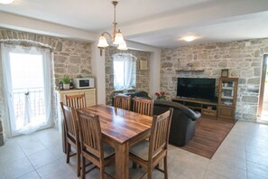 Fernseher, DVD-Player