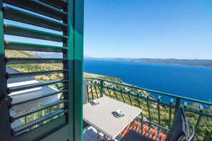 Property grounds - Holiday home Ante, (15275), Lokva Rogoznica, hr (Lokva Rogoznica)