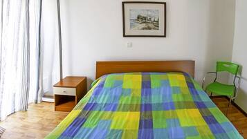 1 chambre, accĂšs Internet, draps fournis