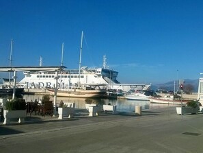 Marina - Apartment Daniela, (12942), Supetar, hr (Supetar)