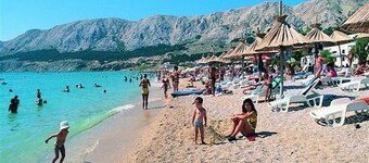 Apartments and rooms Nikica, (14170), Baška, hr