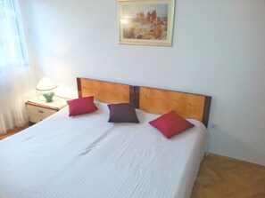 1 bedroom, Internet, bed sheets