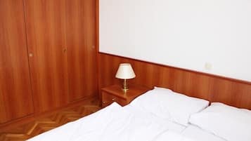 1 camera, accesso a Internet, lenzuola