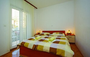 1 bedroom, Internet, bed sheets