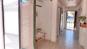 Unclassified image, 2 of 29, button - Apartments Ana, (15589), Palit, hr (Palit)