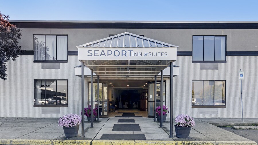 Seaport Inn and Suites