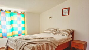 2 bedrooms, Internet, bed sheets - Apartments Dragica, (9294), Okrug Gornji, hr (Okrug Gornji)