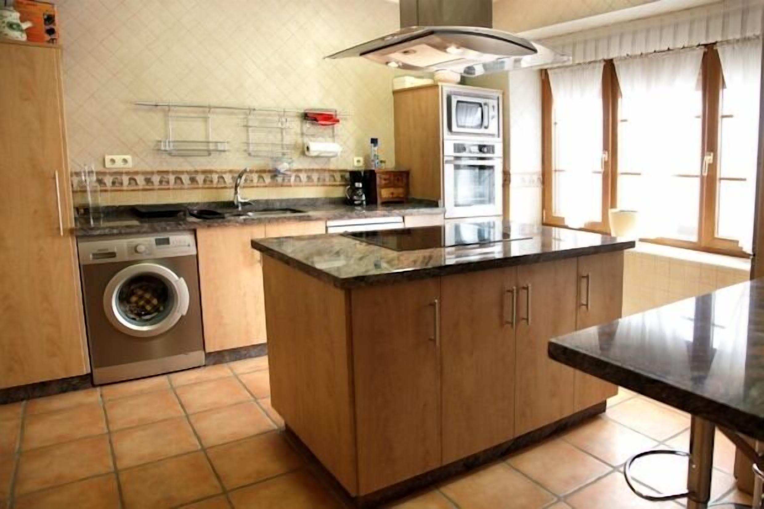 Rural house (full rental) El Portal del Cerrato for 12 people