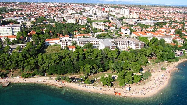 Beach nearby - Apartments Nedjeljka, (15278), Zadar, hr (Zadar)