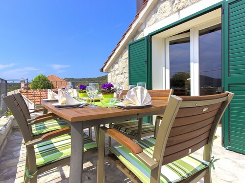 Holiday home Tomislav, (15564), Vinišce, hr