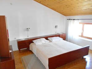2 chambres, accĂšs Internet, draps fournis