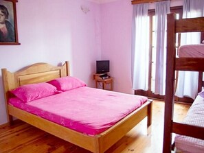 1 bedroom, Internet, bed sheets