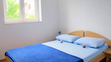 1 chambre, accès Internet, draps fournis
