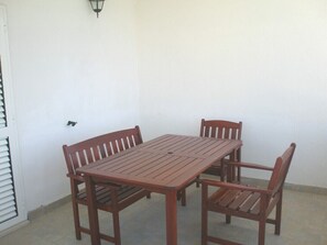 Outdoor dining - Apartments Arijana, (13818), Primošten, hr (Primošten)